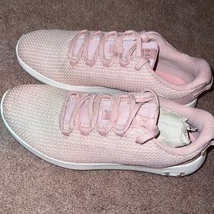 Brand new never been worn Under Armour shoes